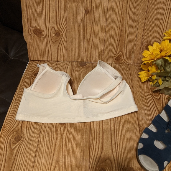 Bra - Picture 3 of 4